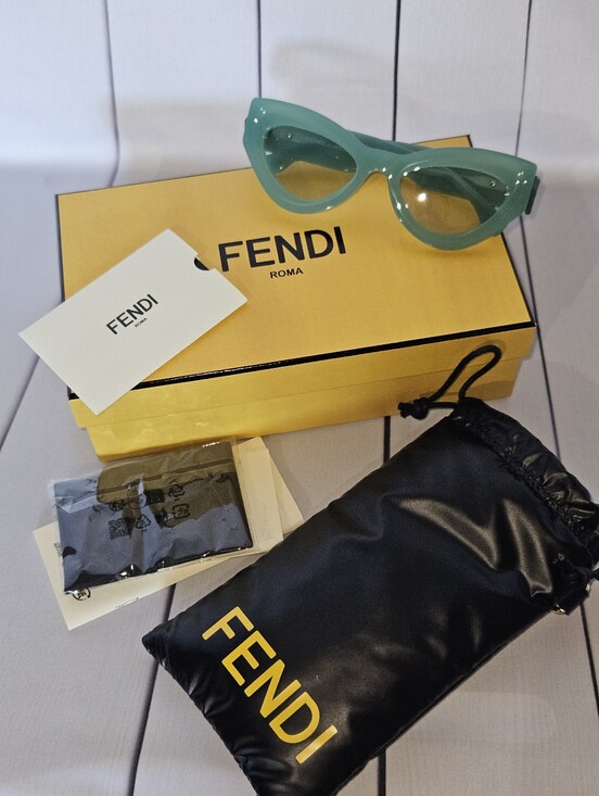 Full Set, Authentic, Fendi Milky Green Sunglasses, FE40146I RX Ready main image 8